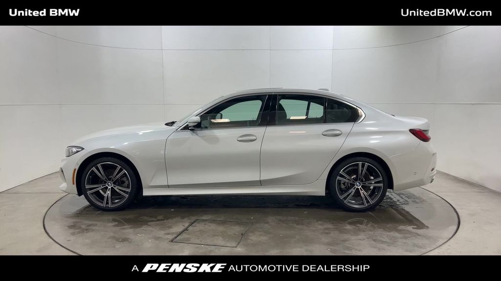 Thumbnail: 2024 BMW 3 Series - 5