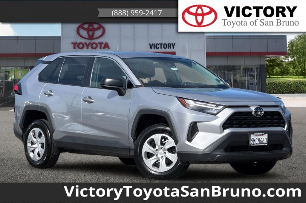 2023 Toyota RAV4 LE AWD