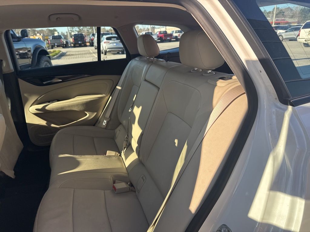 2019 Buick Regal TourX AWD Essence