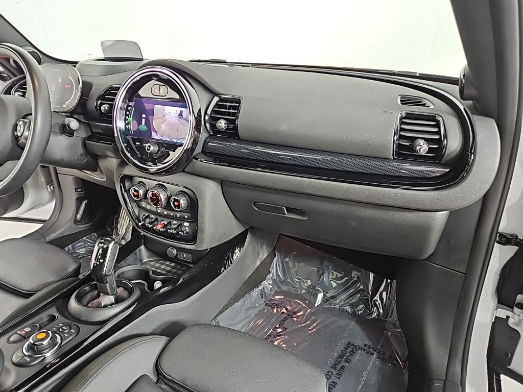 Thumbnail: 2021 MINI Cooper Clubman - 14