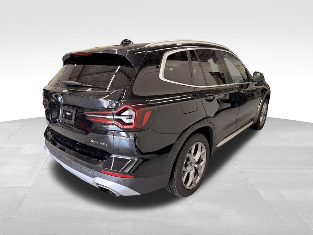 Thumbnail: 2023 BMW X3 - 6