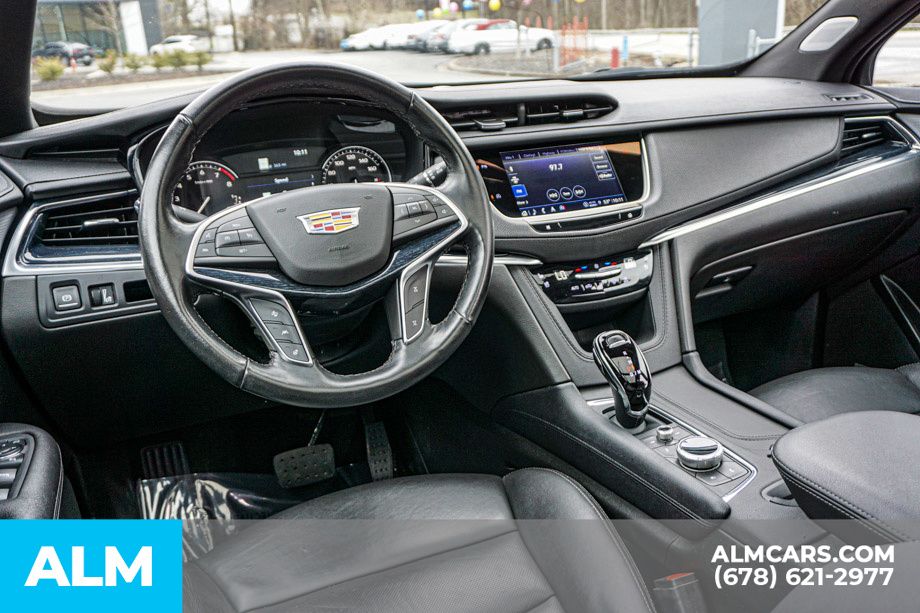 Used 2024 Black Cadillac Premium Luxury image 28