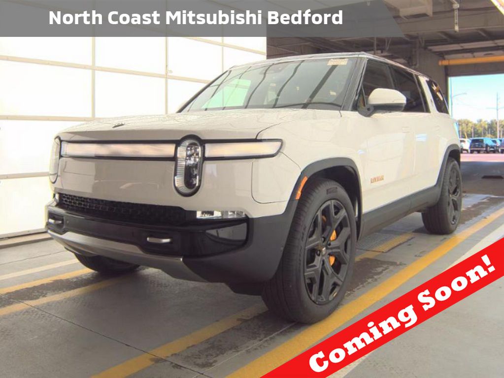 2024 Rivian R1S Adventure