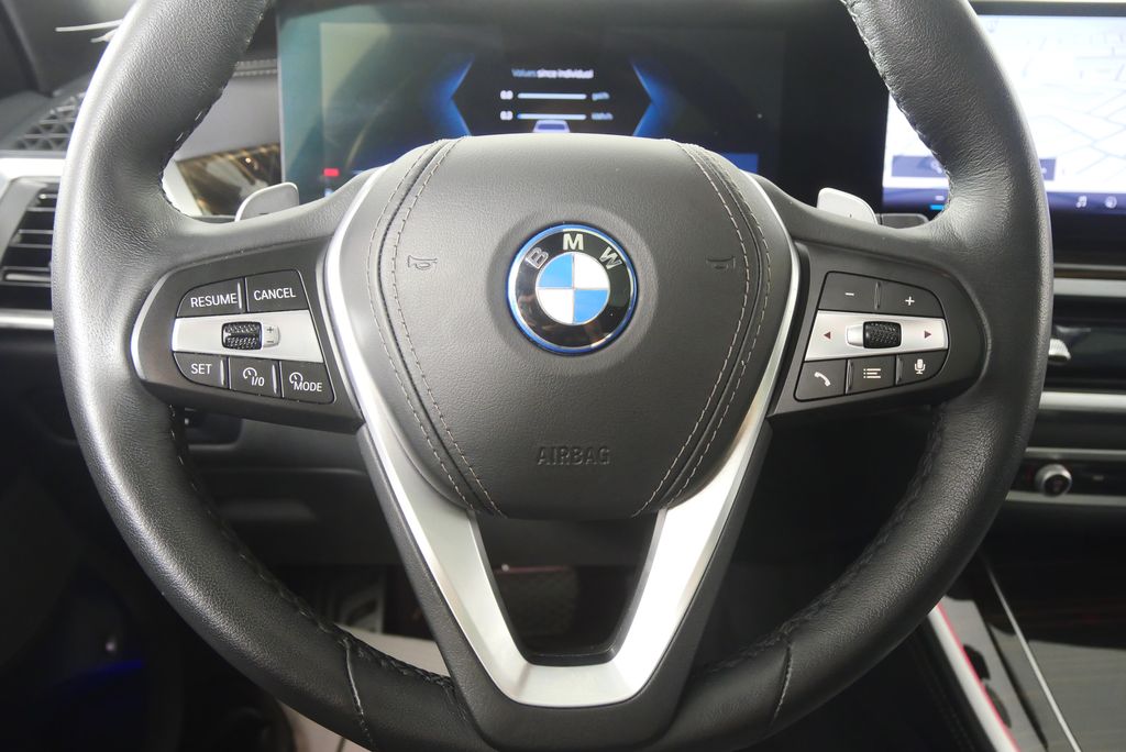 Thumbnail: 2025 BMW X5 - 23