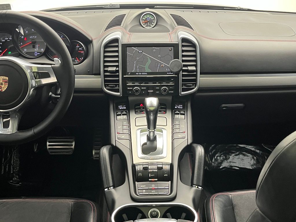 Thumbnail: 2013 Porsche Cayenne - 29