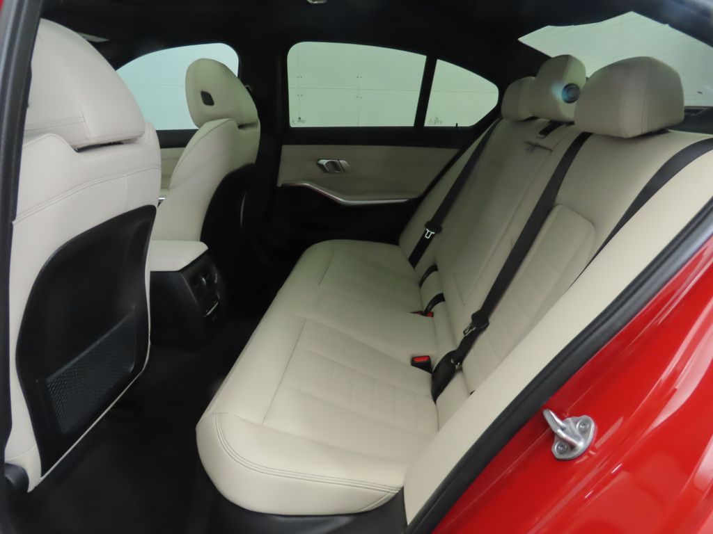 2021 BMW 3 Series 330i 24