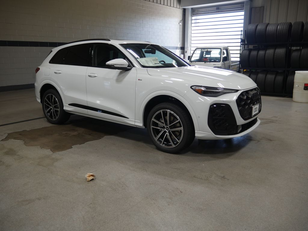 Thumbnail: 2026 Audi Q5 - 7