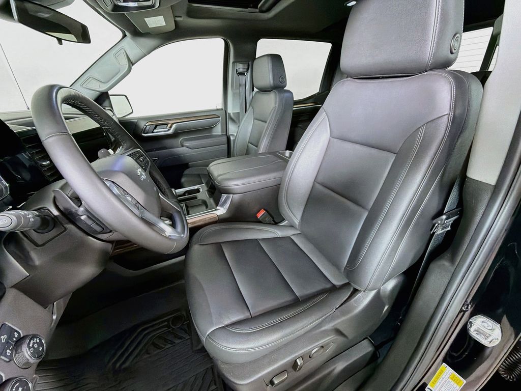 Used 2025 Chevrolet Silverado 1500 Truck