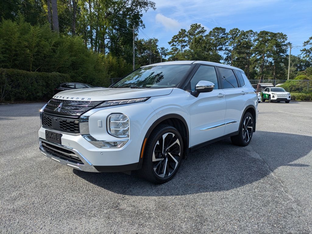 Used 2023 Mitsubishi Outlander SUV