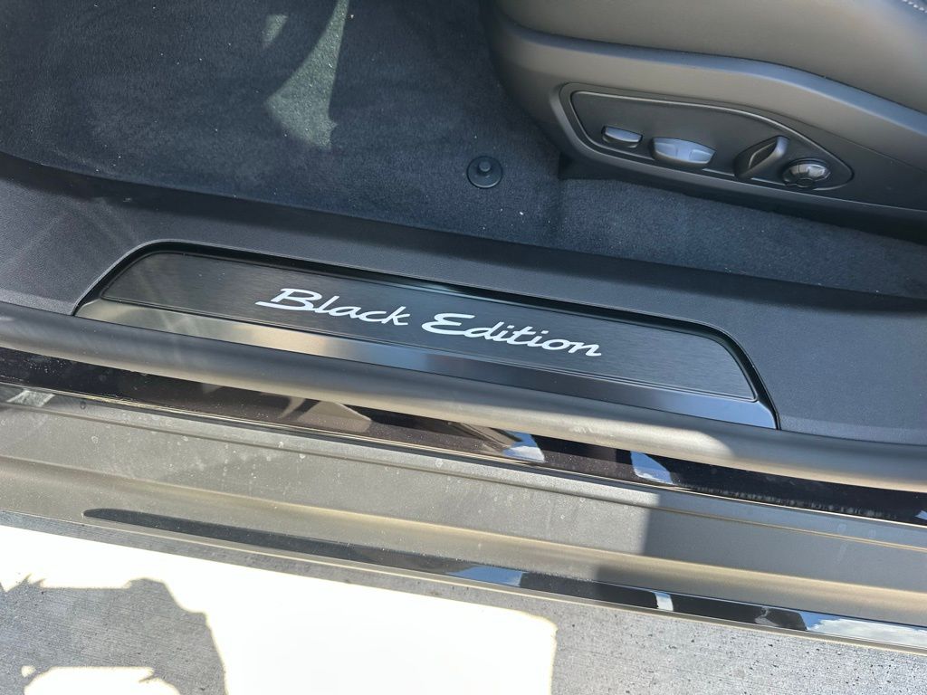 Thumbnail: 2026 Porsche Taycan - 23