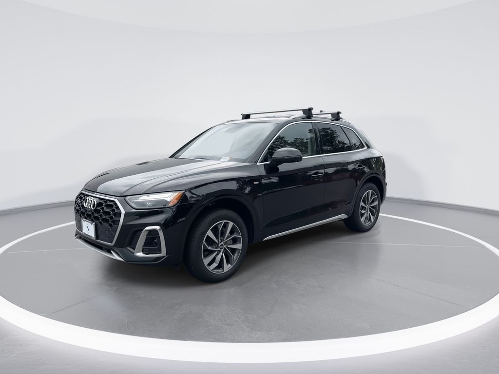 Thumbnail: 2022 Audi Q5 - 4