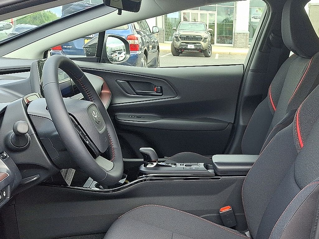 Thumbnail: 2026 Toyota Prius - 9