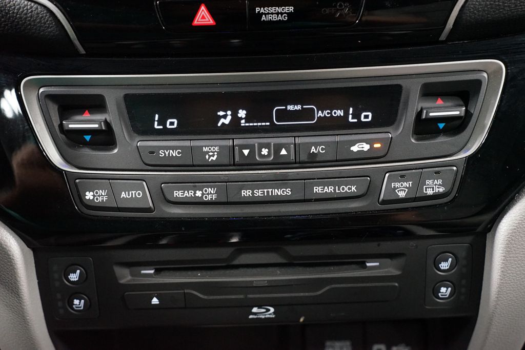 Thumbnail: 2021 Honda Pilot - 22