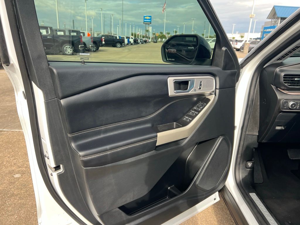 2022 Ford Explorer Limited White at Shottenkirk Kia Fort Bend
