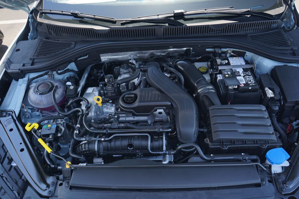 Thumbnail: 2025 Volkswagen Jetta - 12