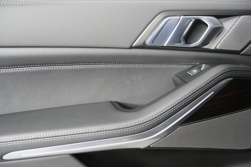 2026 BMW X5 sDrive40i 13