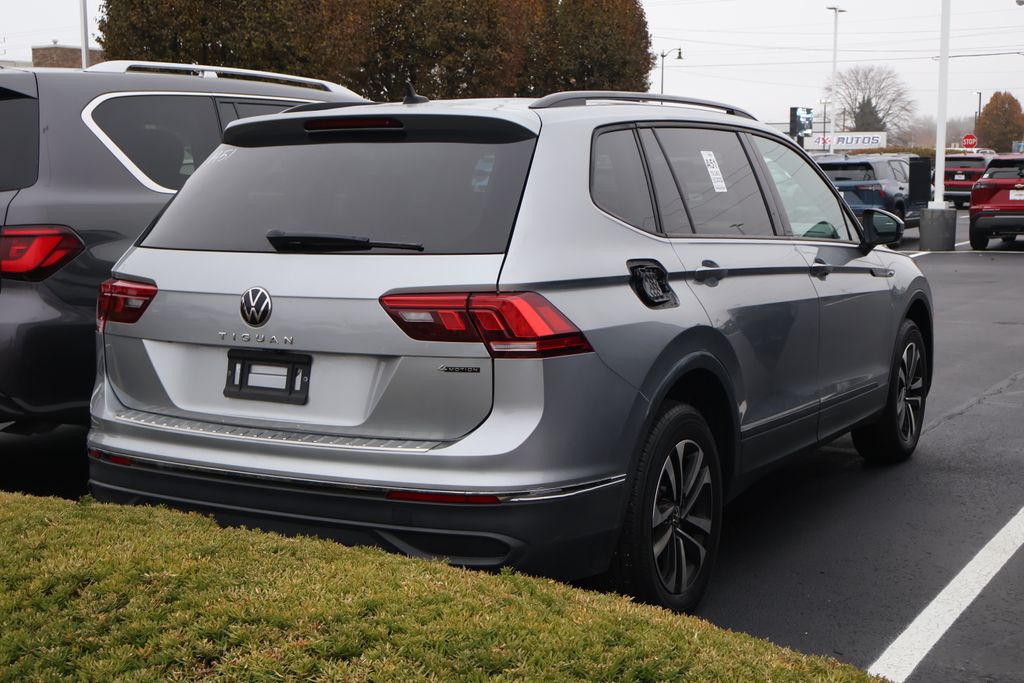 Thumbnail: 2022 Volkswagen Tiguan - 7