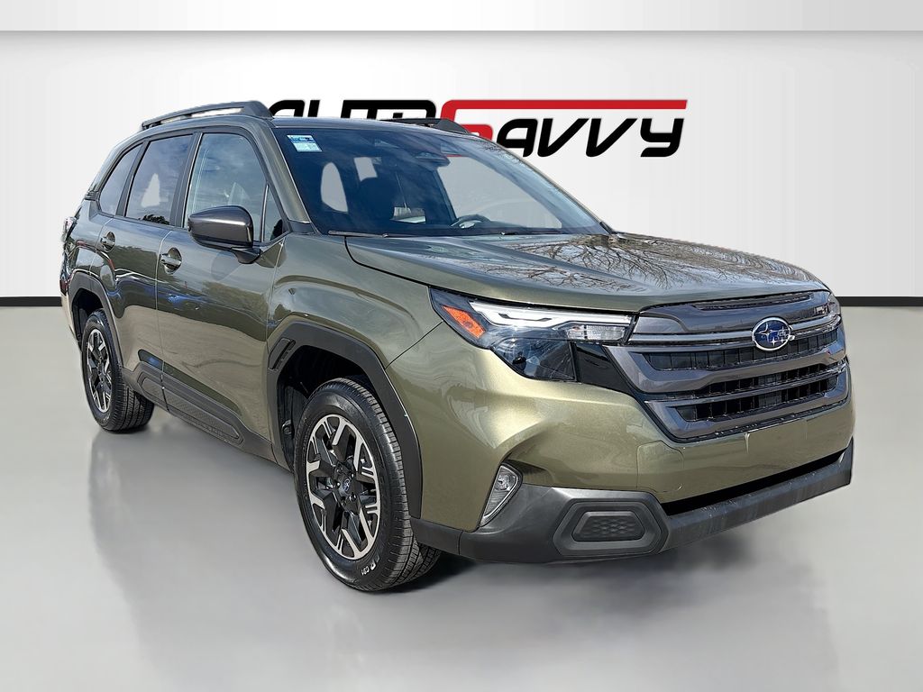 2025 Subaru Forester Premium's photo