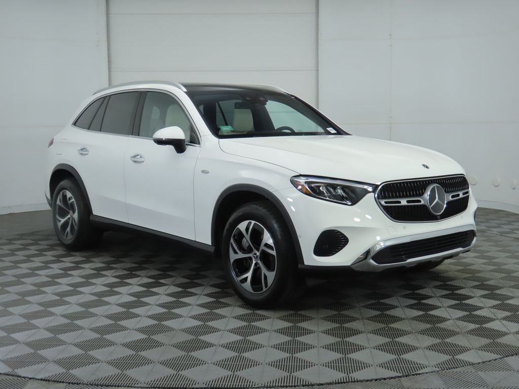 Thumbnail: 2025 Mercedes-Benz GLC - 3