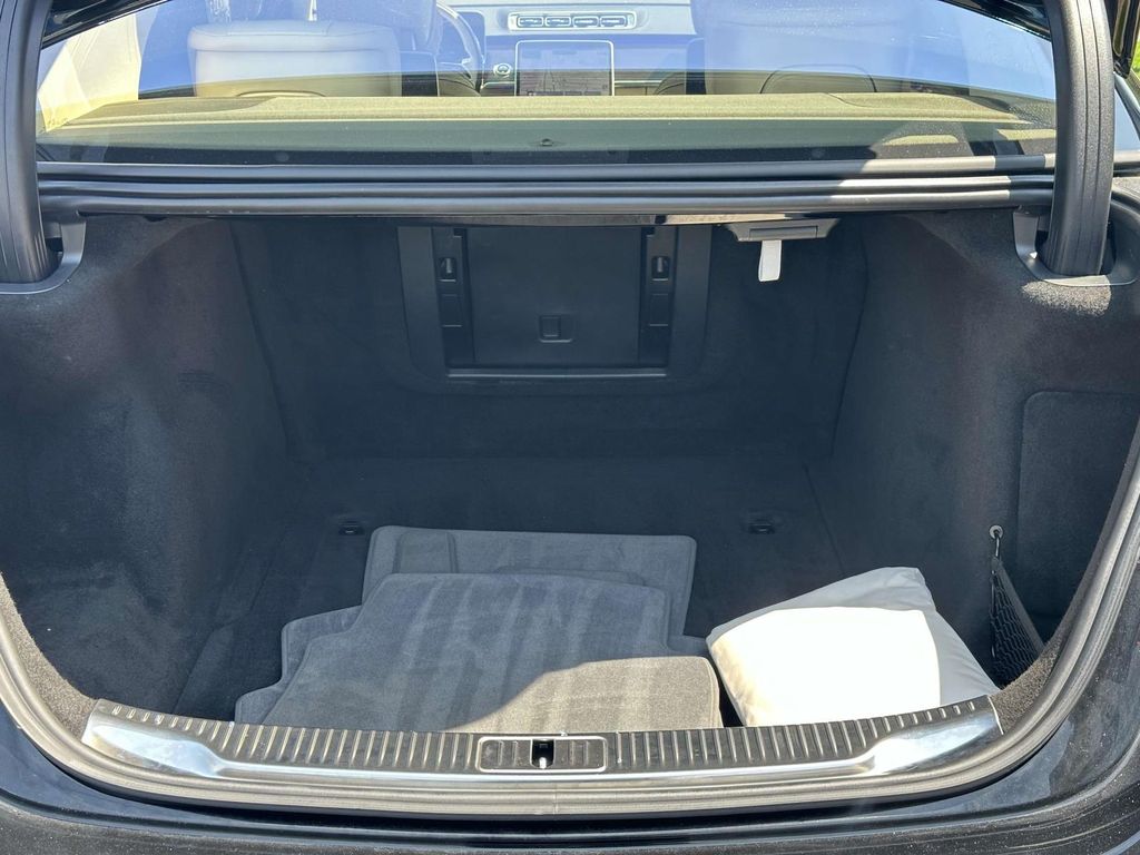 2021 Mercedes-Benz S-Class S 580 21