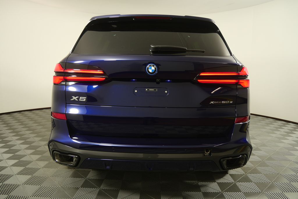 Thumbnail: 2026 BMW X5 - 4