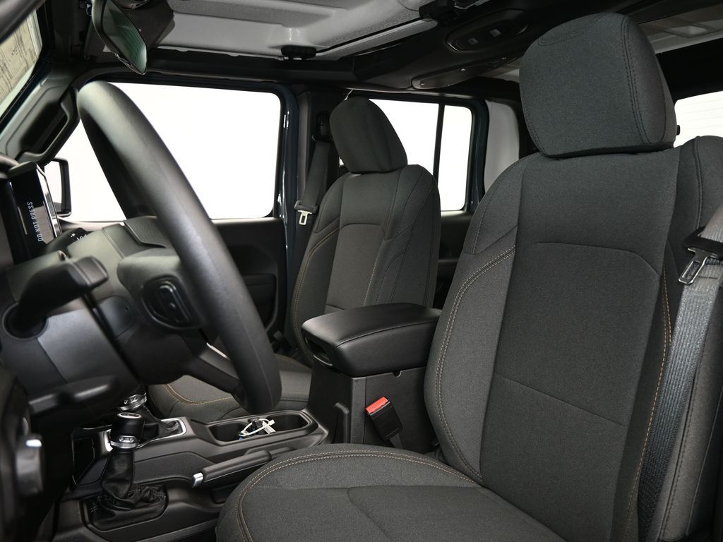 New 2026 anvil clearcoat Jeep Sport image 10