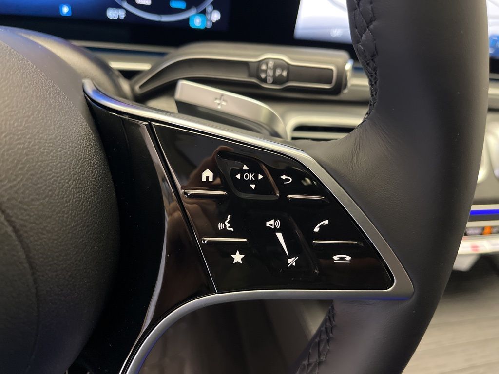 Thumbnail: 2026 Mercedes-Benz GLE - 16