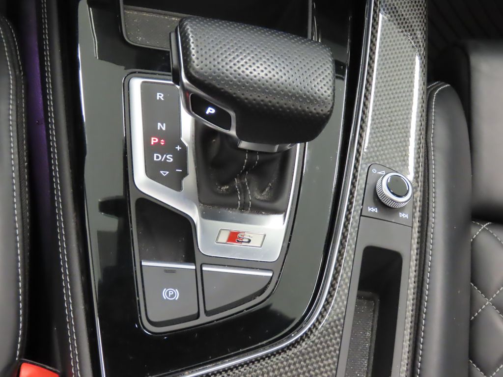 Thumbnail: 2021 Audi S5 - 25