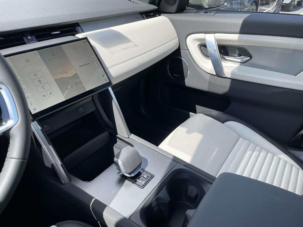 New 2026 Blue Land Rover Landmark image 32