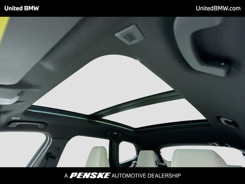 Thumbnail: 2027 BMW X1 - 19