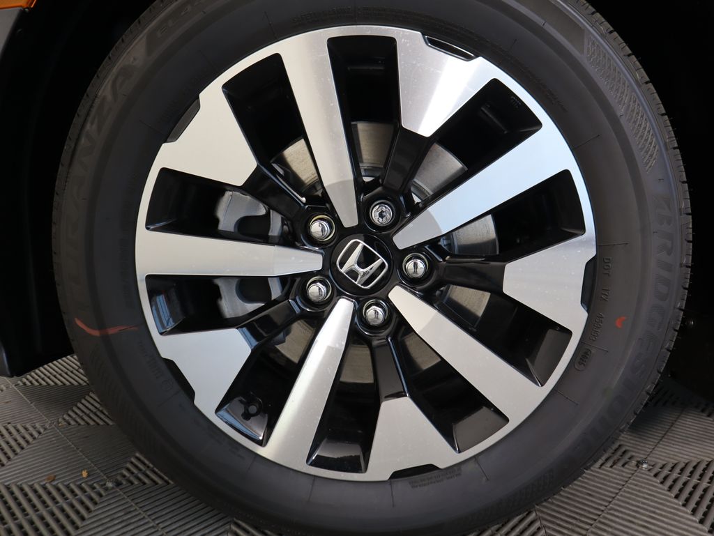 Thumbnail: 2026 Honda Odyssey - 29