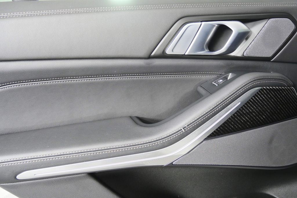 Thumbnail: 2025 BMW X5 - 14