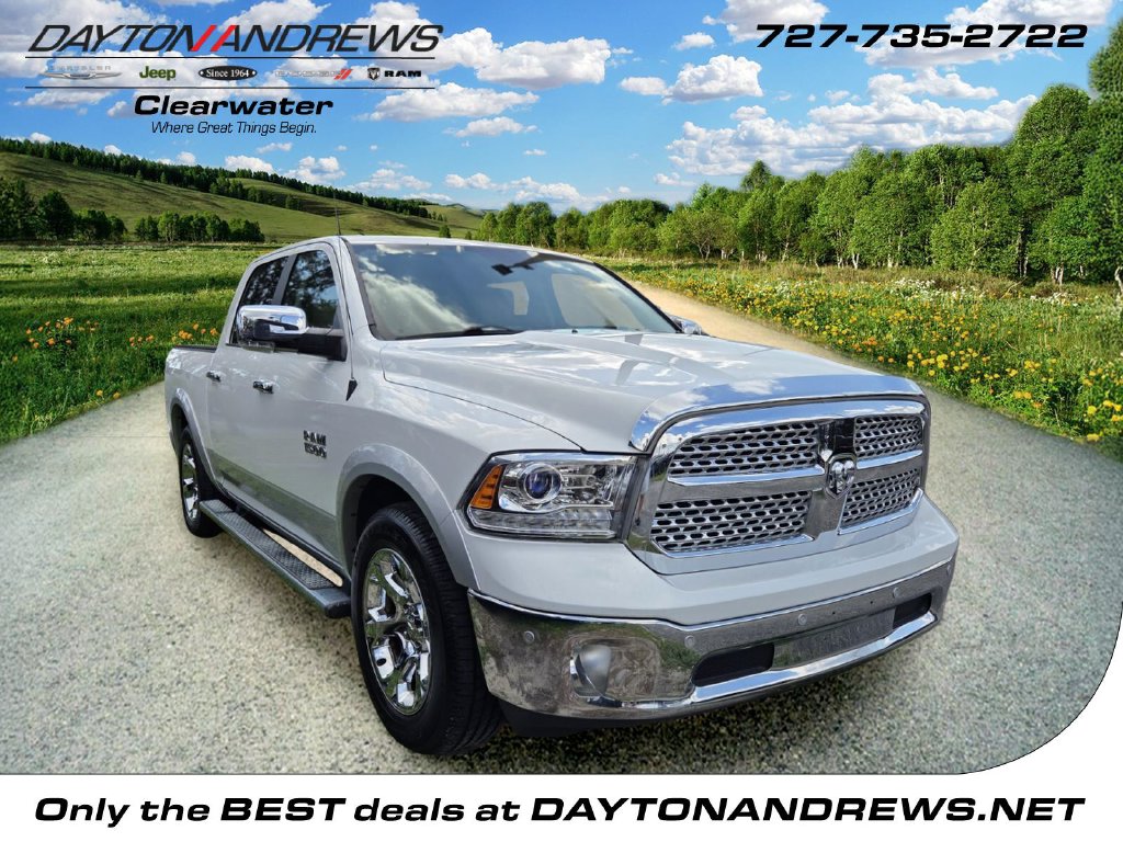 Bright White Clearcoat 2017 RAM 1500 Pickup Truck 4X2 8-Speed Automatic