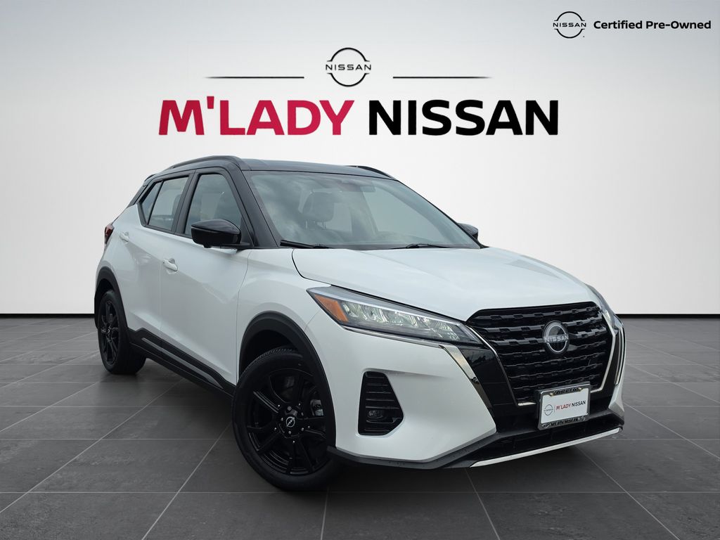 Aspen White 2023 Nissan Kicks SUV / Crossover Front-Wheel Drive Continuously Variable Transmission