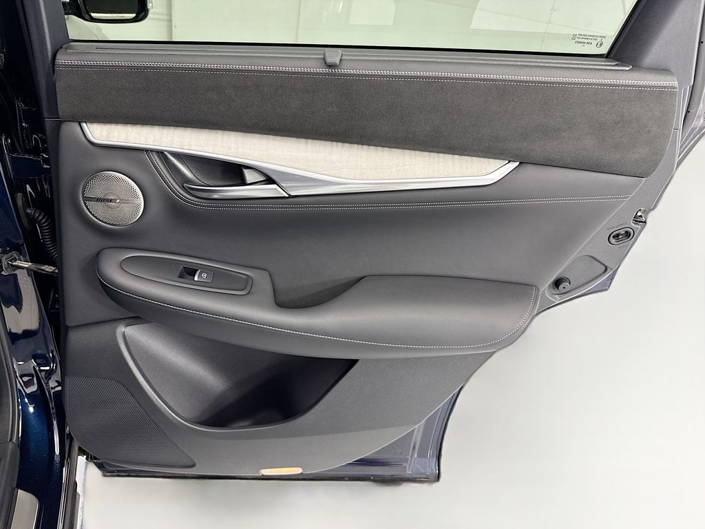 Thumbnail: 2021 INFINITI QX50 - 26