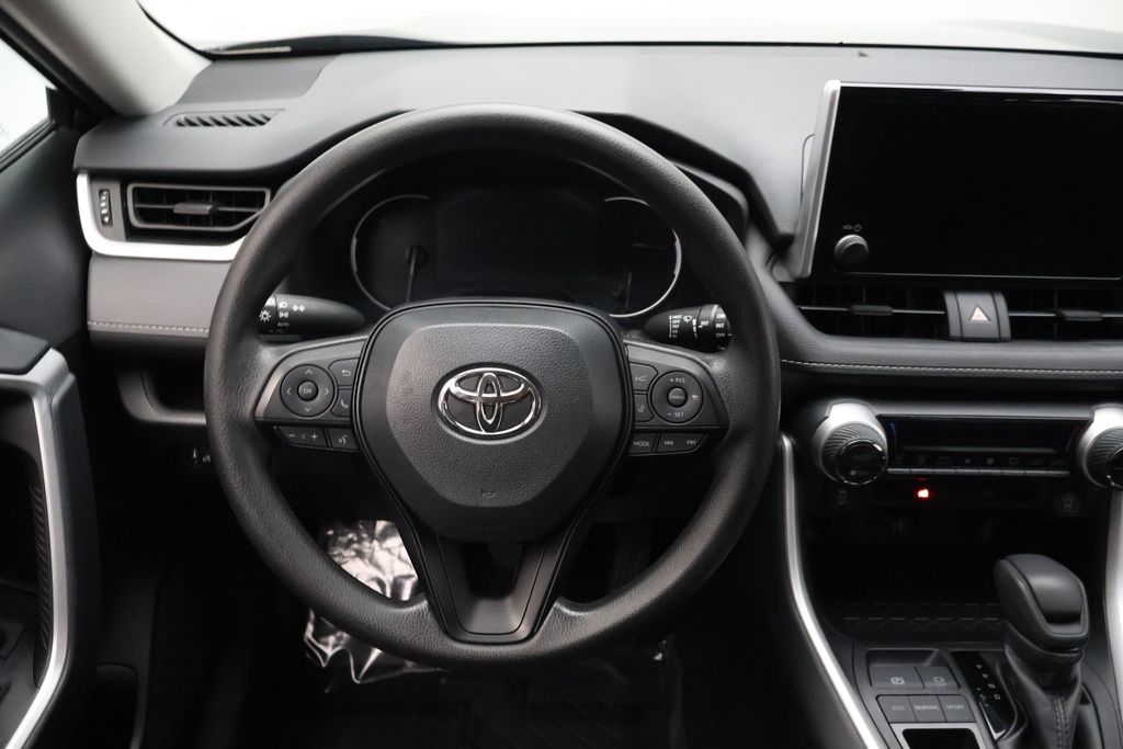 Thumbnail: 2025 Toyota RAV4 - 23