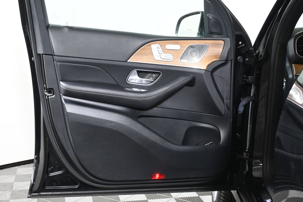 Thumbnail: 2021 Mercedes-Benz GLE - 30