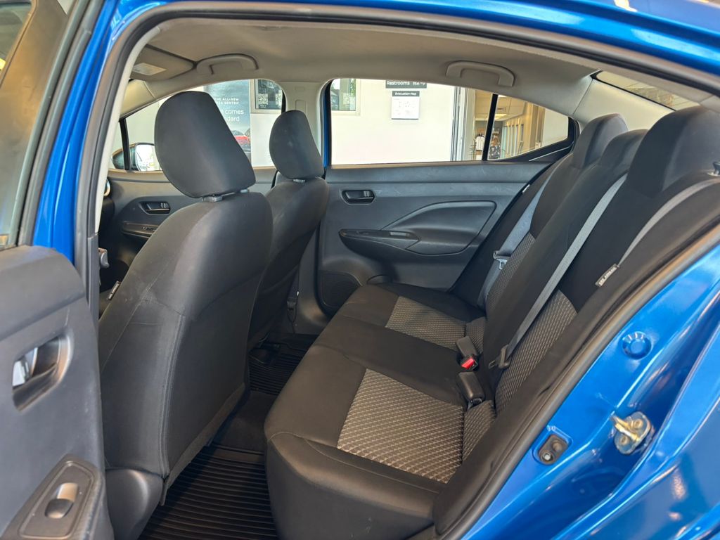 2022 Nissan Versa 1.6 S