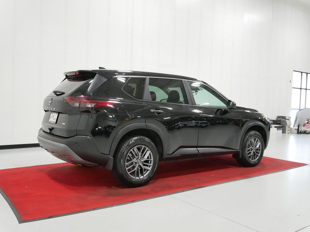 Used 2023 Nissan Rogue SUV