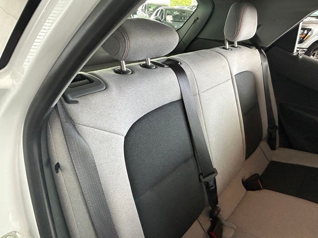 Used 2020 Summit White Chevrolet LT image 38