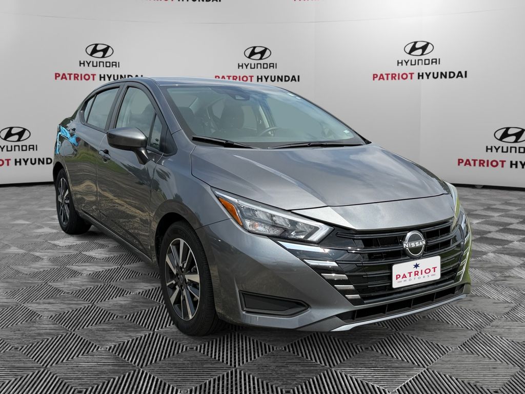 Gray (Gun Metallic) 2025 Nissan Versa Sedan Front-Wheel Drive Continuously Variable Transmission