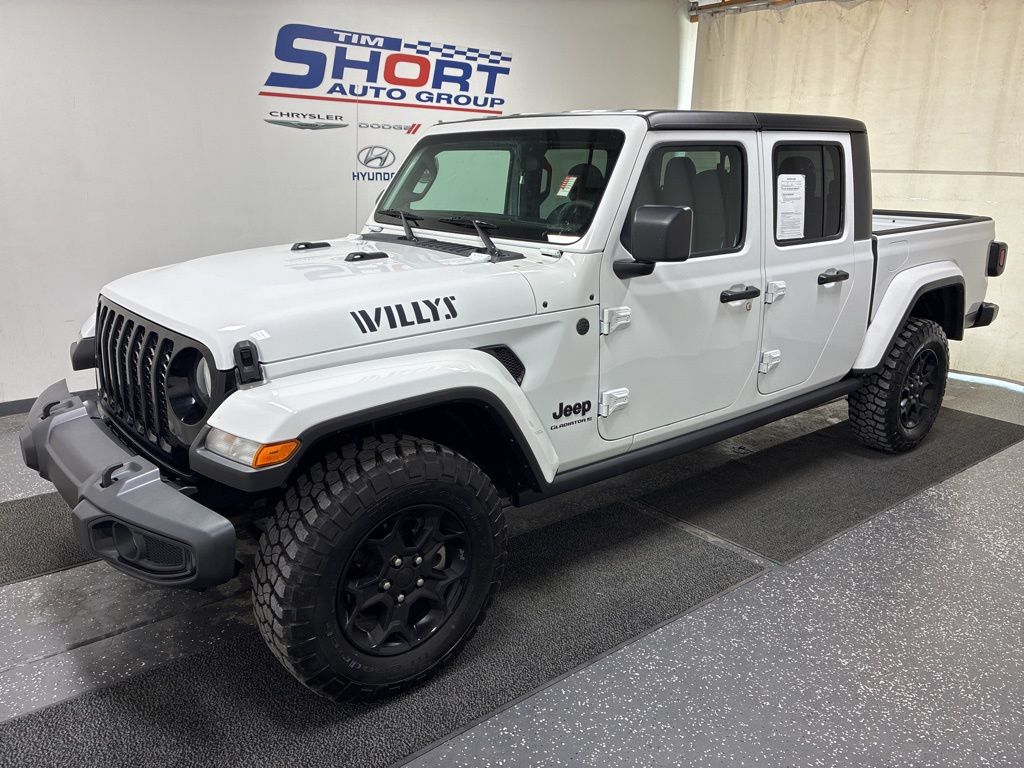 2023 Jeep Gladiator Willys Crew Cab 4WD