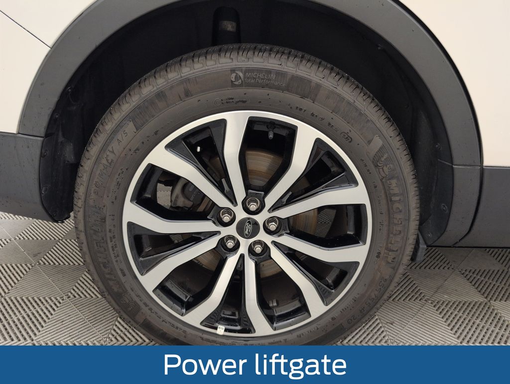 Certified Used 2017 White Ford Limited image 21