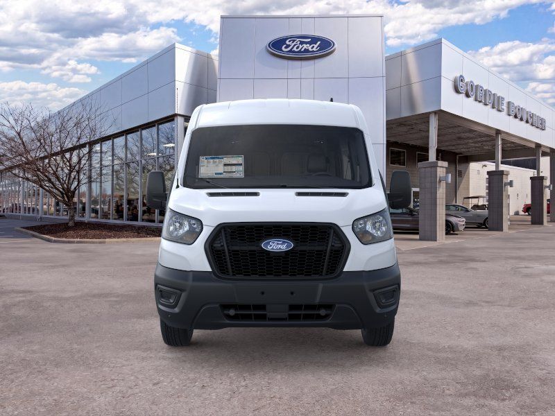 New 2026 Oxford White Ford Base image 6