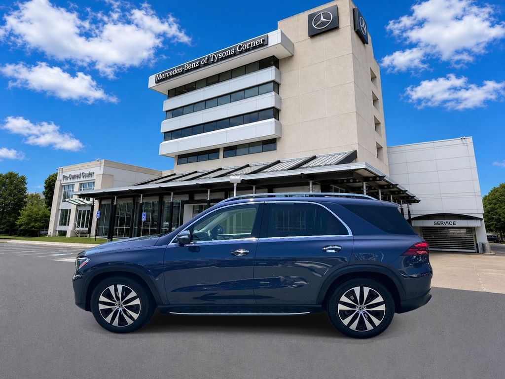 Thumbnail: 2026 Mercedes-Benz GLE - 8