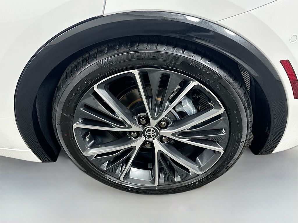 Thumbnail: 2025 Toyota Prius - 30