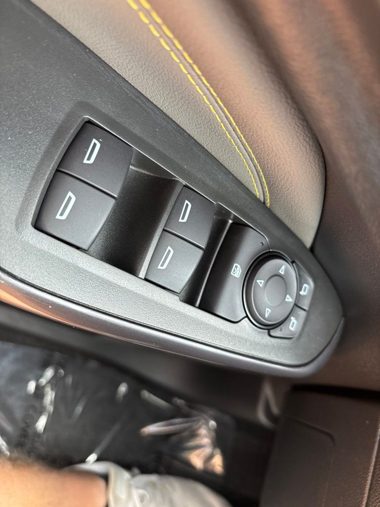 Used 2025 Chevrolet Trax SUV