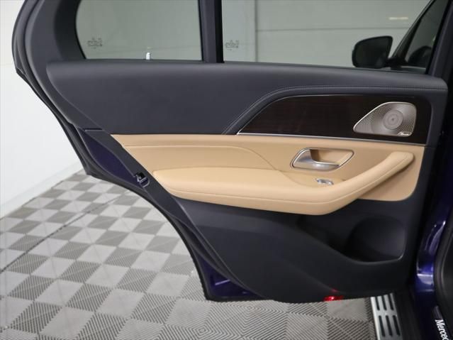 Thumbnail: 2026 Mercedes-Benz GLE - 28