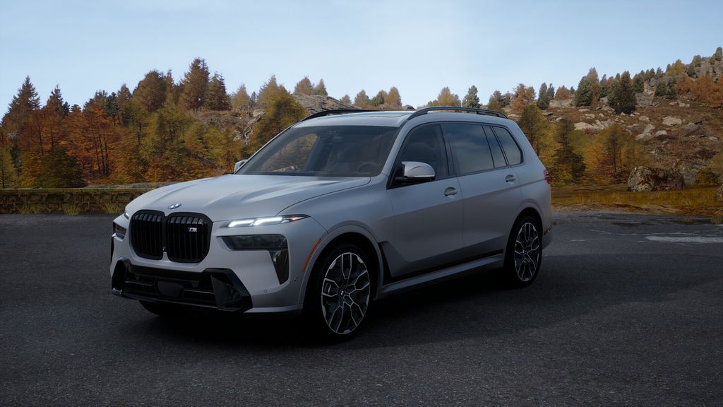 2025 BMW X7 M60i 32