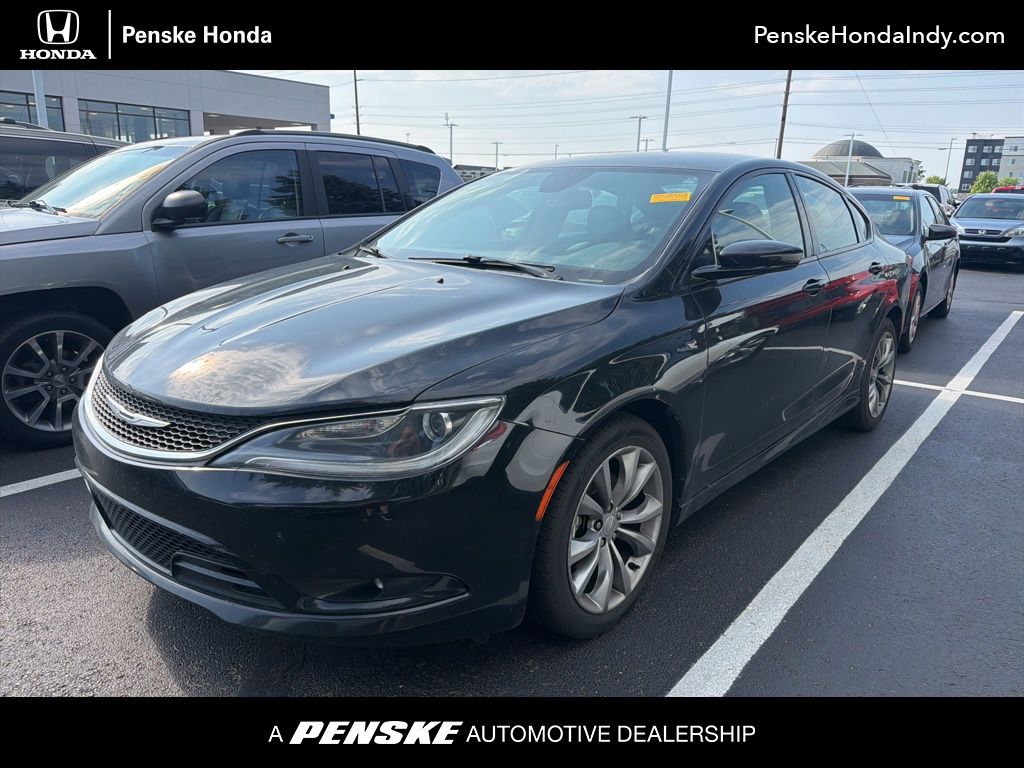 2016 Chrysler 200 S -
                  Indianapolis, IN